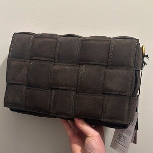 VIOLA CASTELLANI Suede cassette crossbody bag